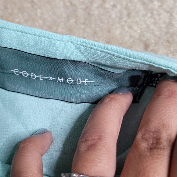 NWOT CODE X MODE Women's Knot Hem Button Size Smal - Picture 4 of 5